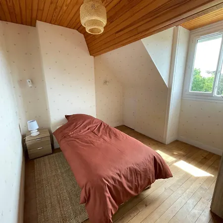 Holiday home Maison A 500m Du Port De Barfleur Gatteville-le-Phare